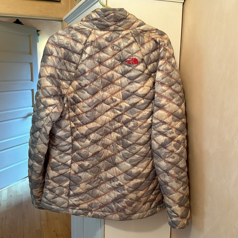 North Face Thermoball wm’s L - Picture 3 of 3